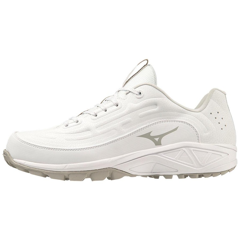 Mizuno Ambition 3 BB Low All Surface Shoe 4 White