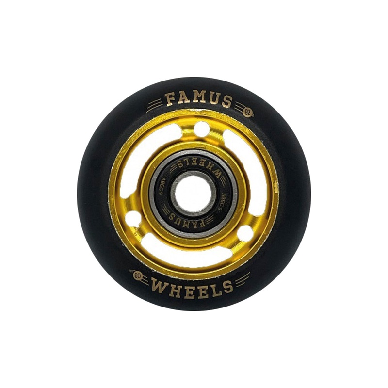 Metal Core 60mm/92A 4-pack + bearings black/gold