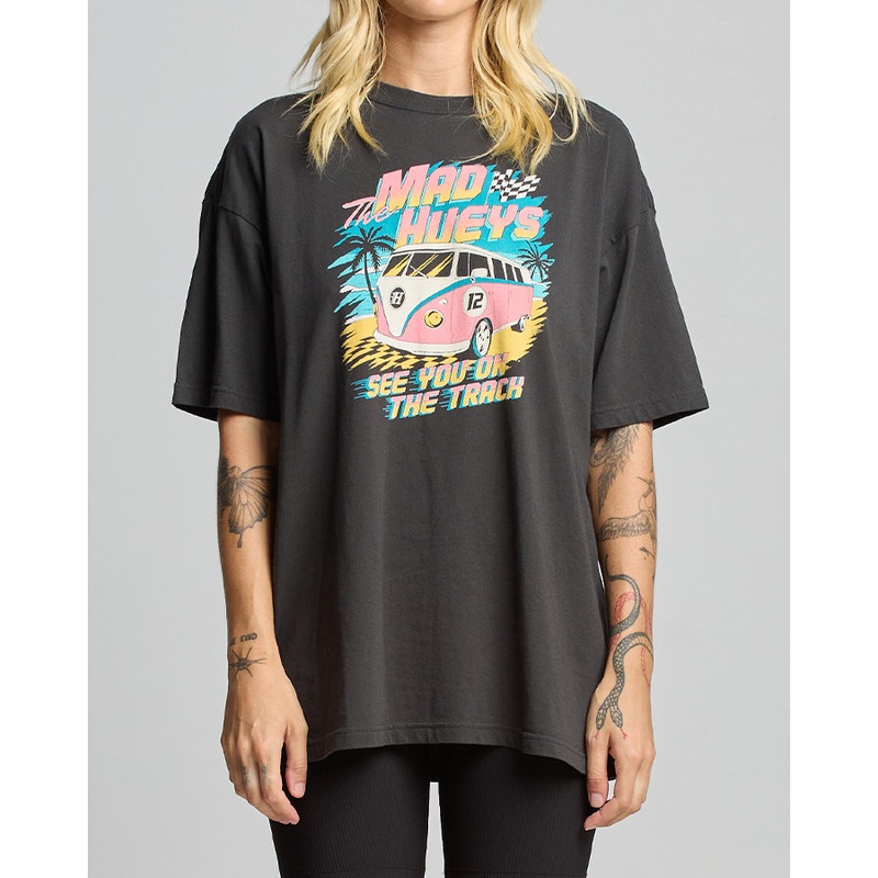 The Mad Hueys SEE YOU ON THE TRACK | WOMENS OVERSIZED SS TEE BLACK XS