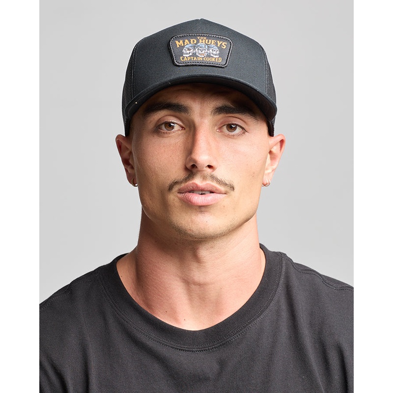 The Mad Hueys CAPTAIN COOKED | TWILL TRUCKER BLACK OSFM