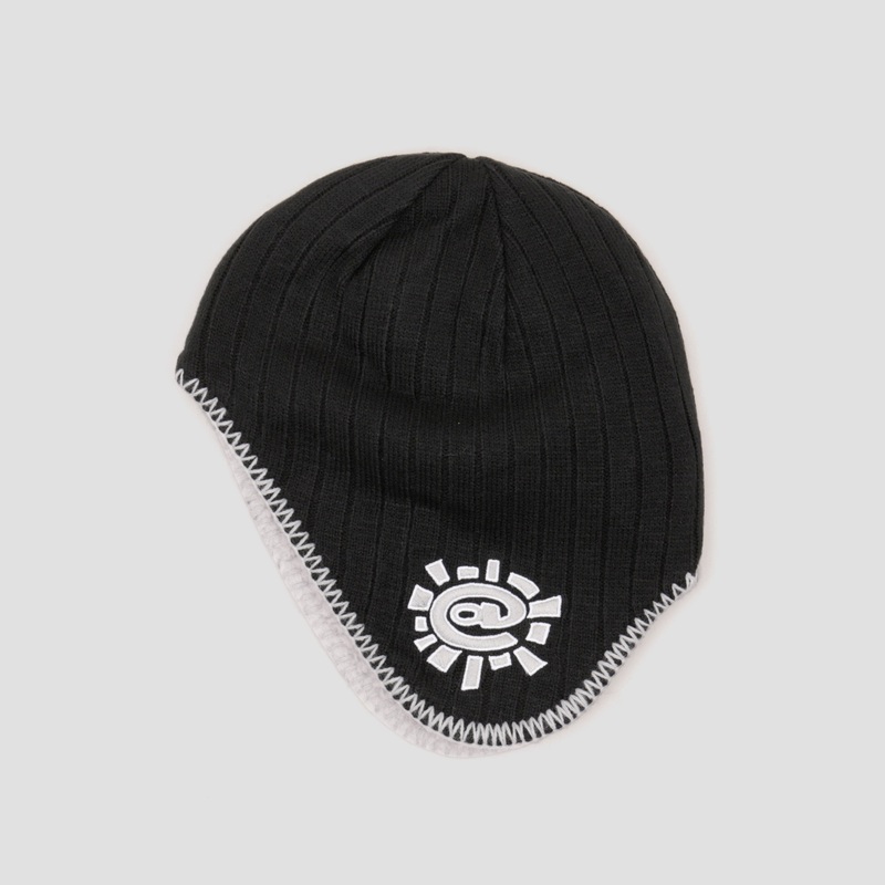 Always Reversible Ear Flap Black / Grey