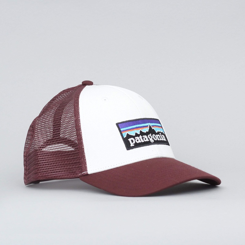Patagonia P-6 Logo Lo Pro Trucker Cap White W / Dark Ruby