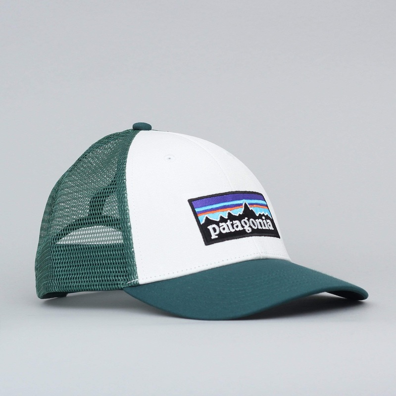 Patagonia P-6 Logo Lo Pro Trucker Cap White W / Piki Green