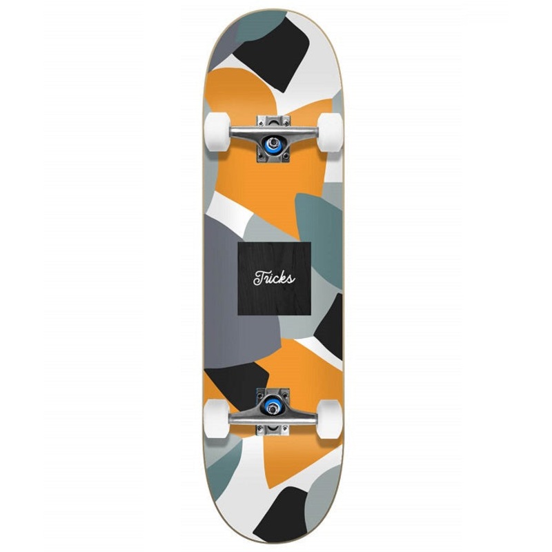 Tricks Camo Skateboard – 7.75″