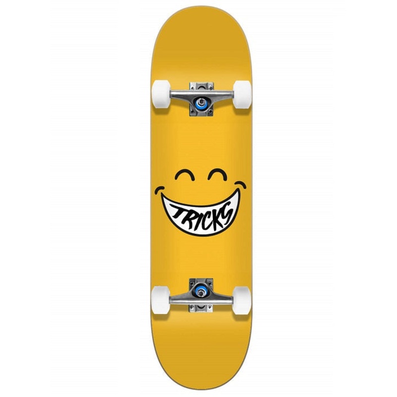Tricks Smiley Mid Skateboard – 7.375″