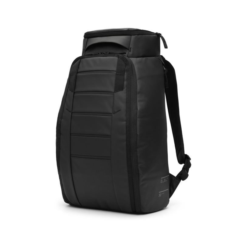 Hugger Backpack 30L Black Out Black Out