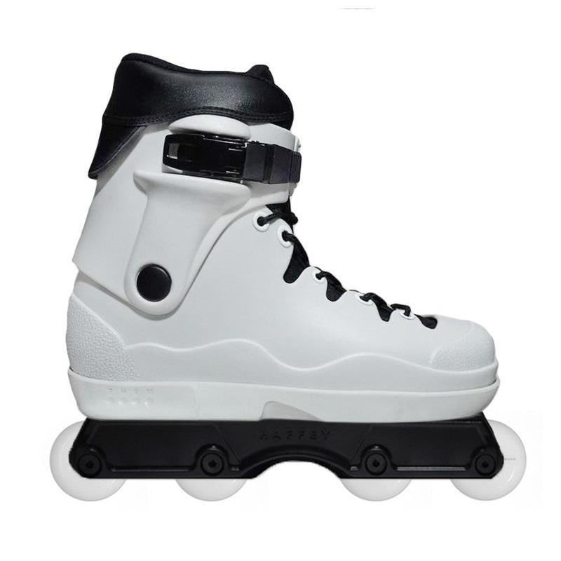 908 white S Complete skate