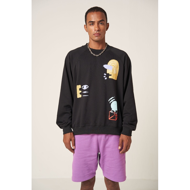 STORYTELLER SWEATSHIRT – BLACK XS