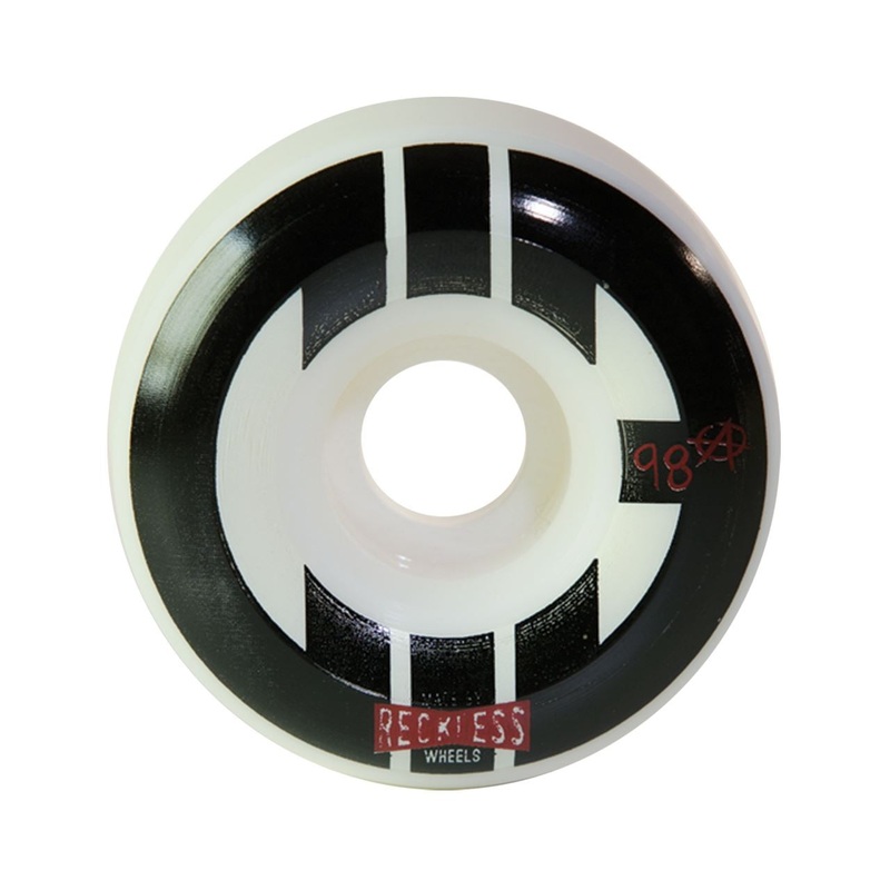 CIB Reckless White/Black Wheels 58mm 98a – 4 Pack