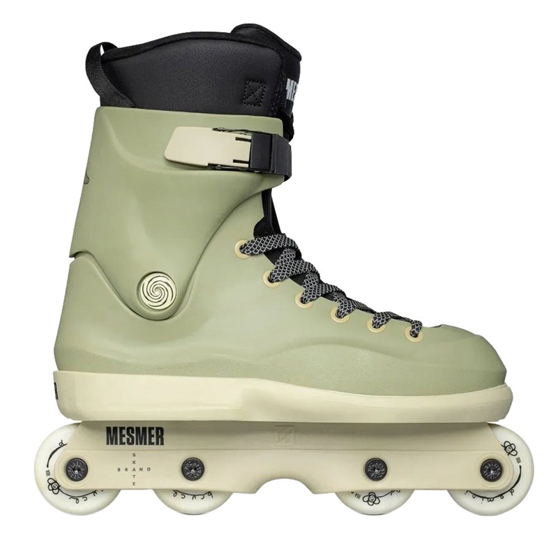 Throne Dominic Bruce 3537