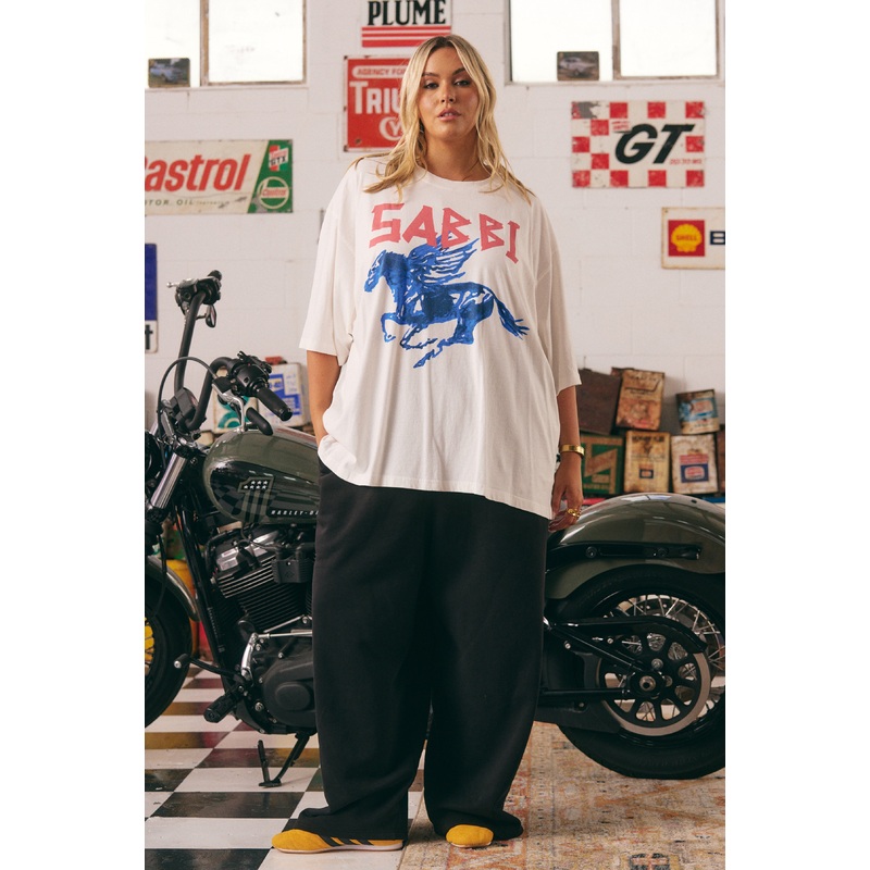 THE VERY OVERSIZED RHINESTONE TEE – MARSHMALLOW XXS