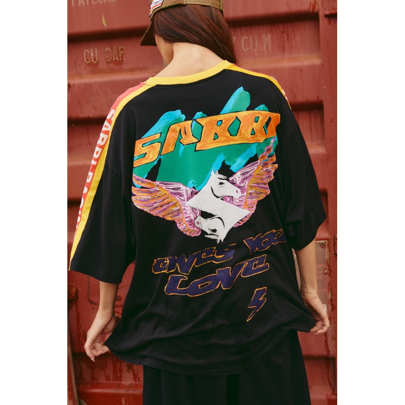 THE VERY OVERSIZED DON’T QUIT YOUR DAY DREAM TEE – BLACK XXS