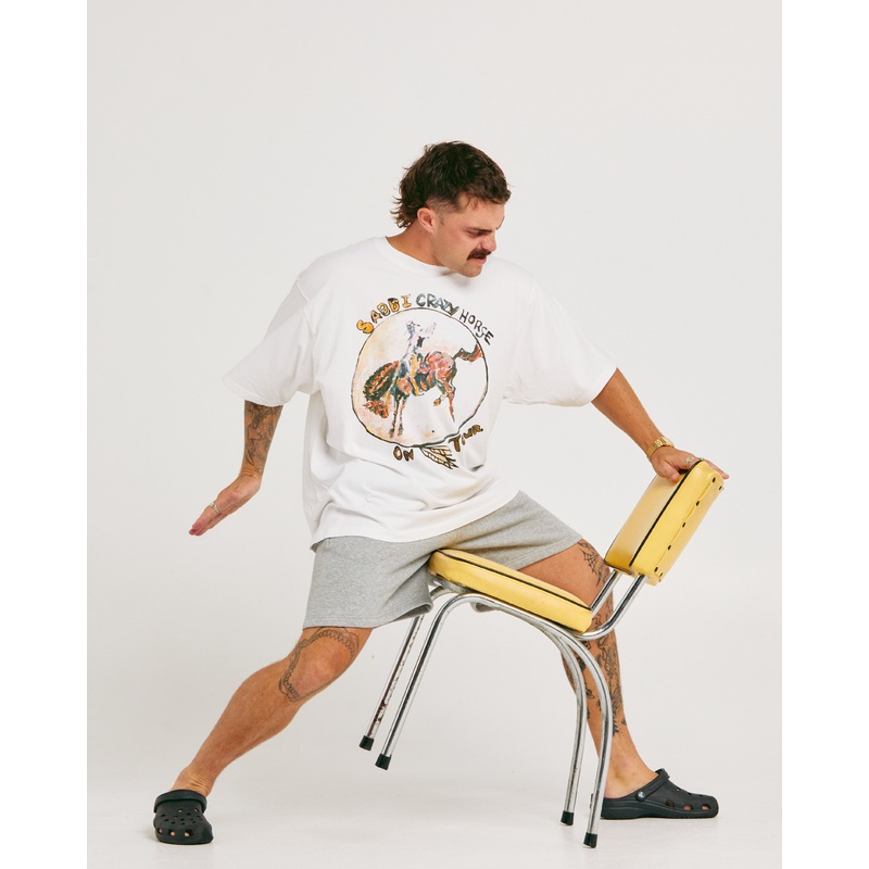 THE VERY OVERSIZED CRAZY HORSE TEE – WHITE XS