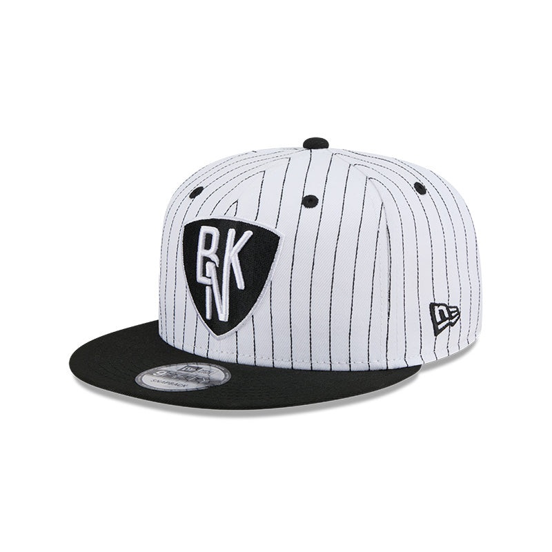 New Era Brooklyn Nets Deceptor Pinstripe 9FIFTY Snapback Hat OS