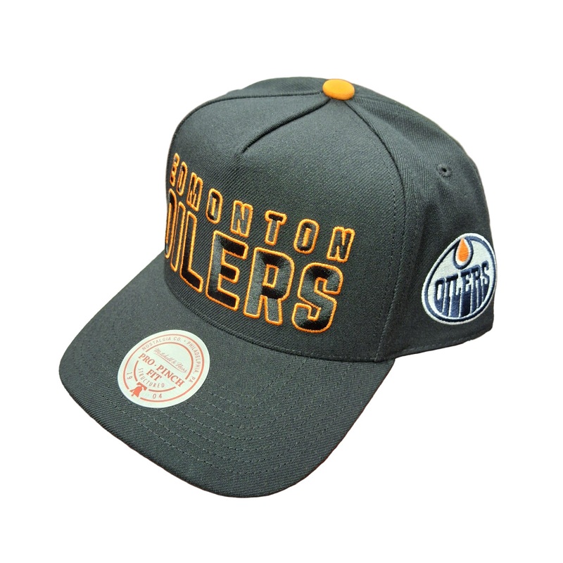 Mitchell & Ness Men’s NHL Edmonton Oilers Across Class Act Pro Crown Hat
