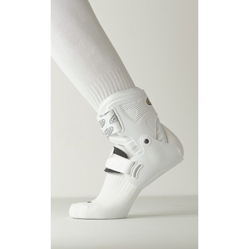 Ultra Zoom Ankle Brace BLACK S/M