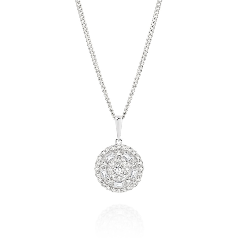 9ct white gold 0.50ct diamond cluster pendant