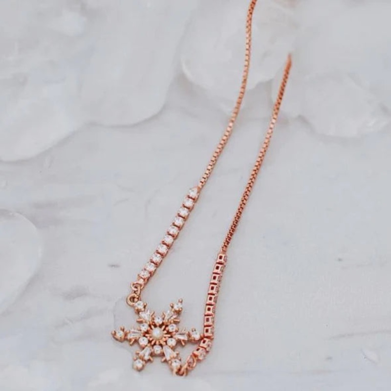 Snowflake Bracelet Gold