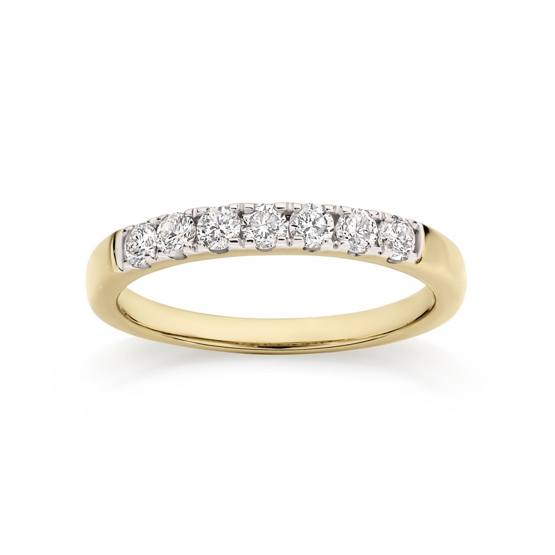 9ct gold 1/2ct diamond ring