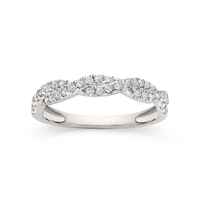 9ct white gold 1/3ct diamond ring