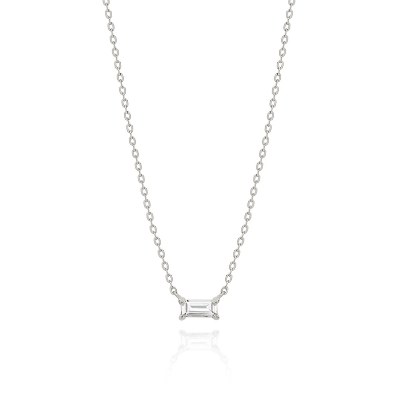 9ct white gold emerald cut necklet