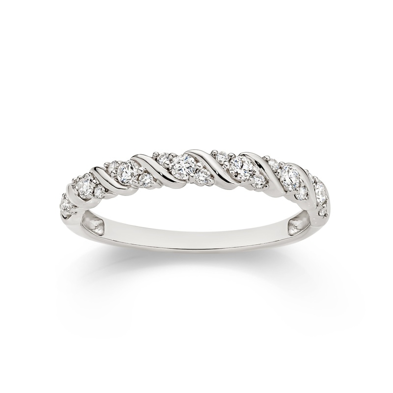 9ct white gold 0.33ct diamond ring