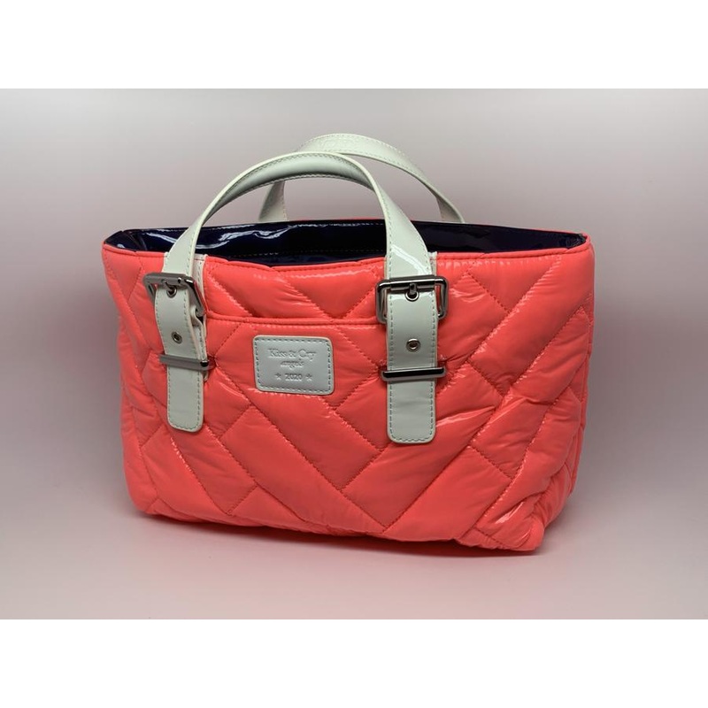 Bubbly – Neon Coral with White Handles