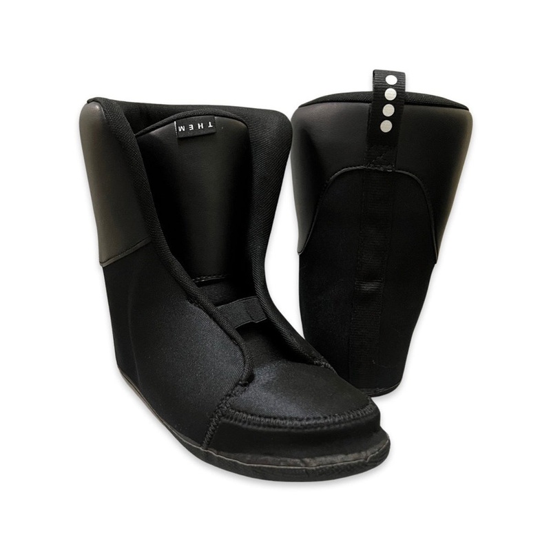 THEM SKATES 909 THEM SKATES – Replacement Liners Black – V4 XS