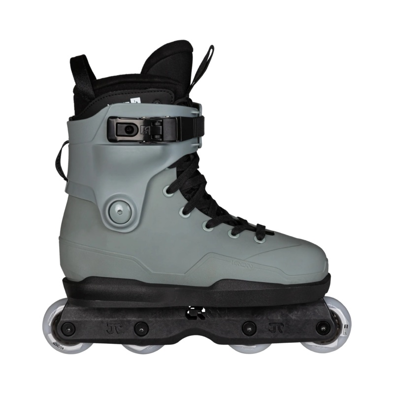 IQON ACT AG Team 40 / 41