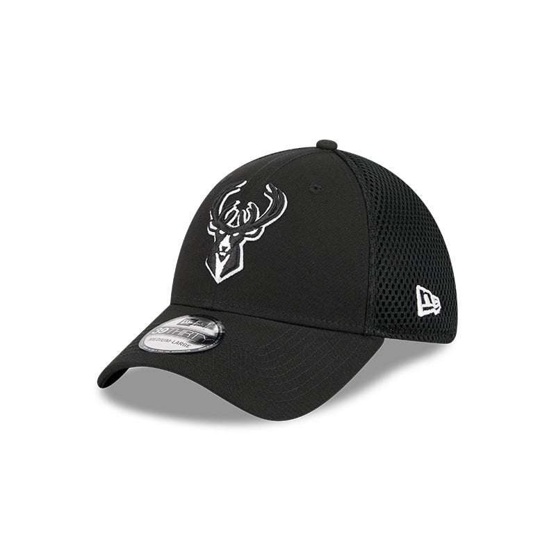 New Era Milwaukee Bucks Black Main Neo 39THIRTY Flex Hat S/M